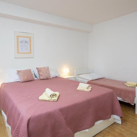 Apartments Roza Omiš Dış mekan fotoğraf