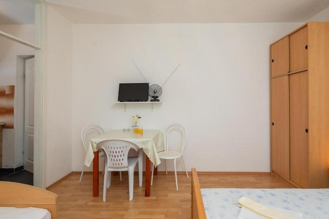 Apartments Roza Omiš Dış mekan fotoğraf
