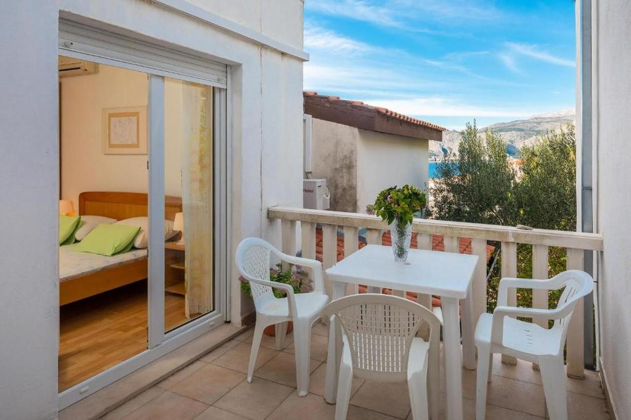 Apartments Roza Omiš Dış mekan fotoğraf