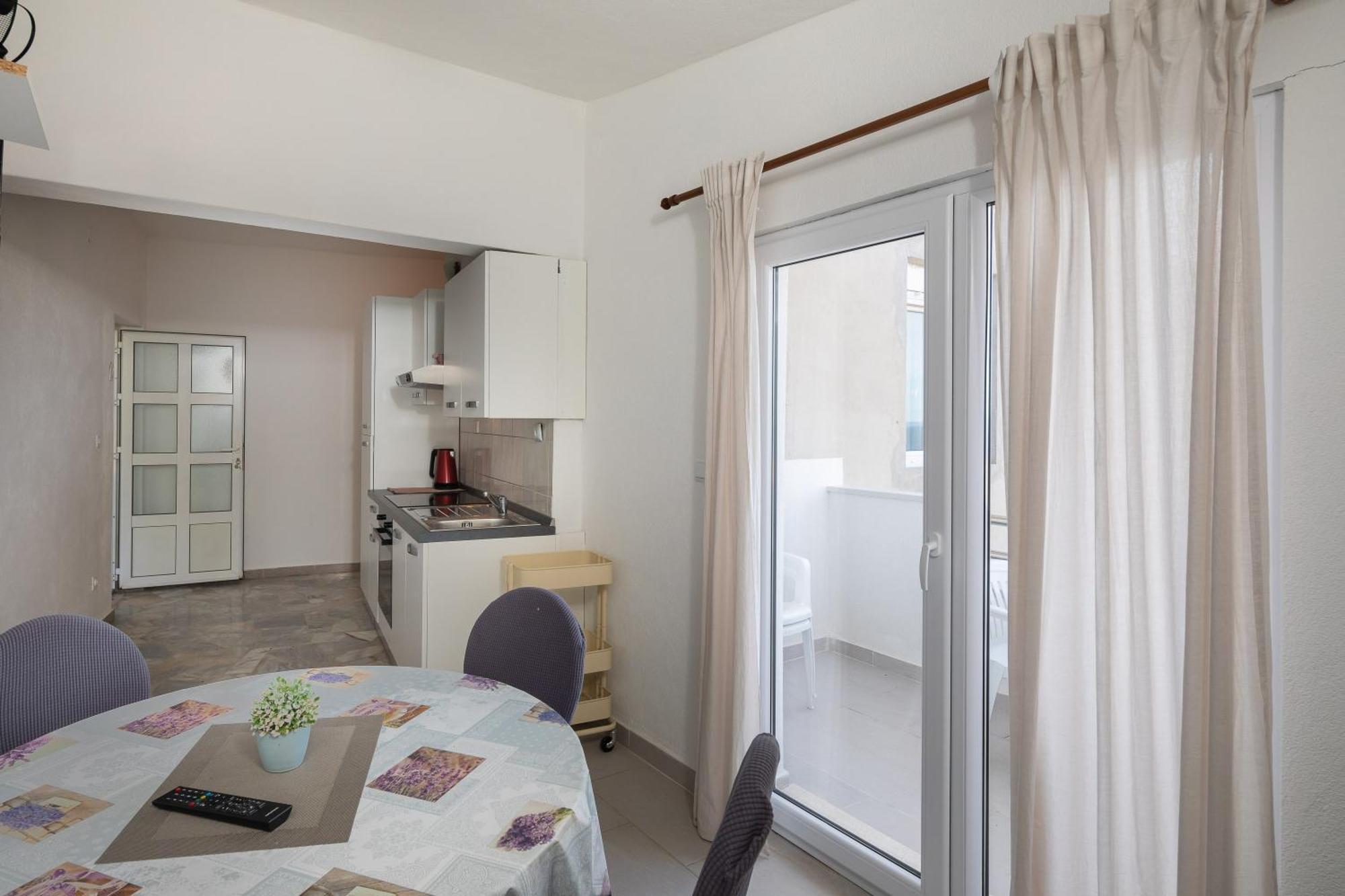 Apartments Roza Omiš Dış mekan fotoğraf