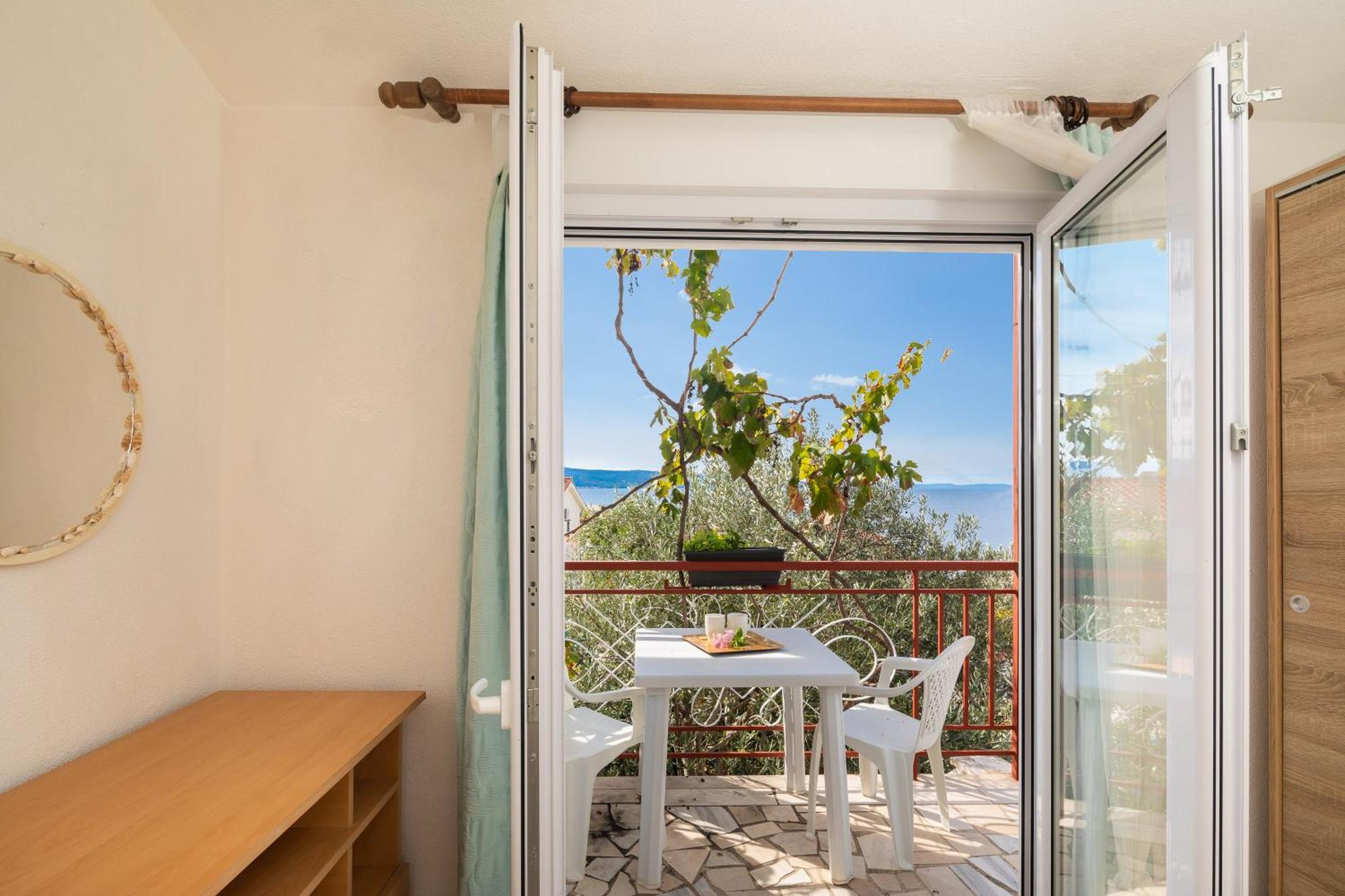 Apartments Roza Omiš Dış mekan fotoğraf