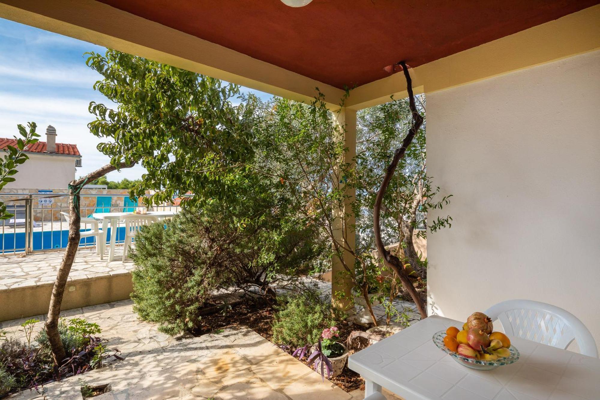 Apartments Roza Omiš Dış mekan fotoğraf
