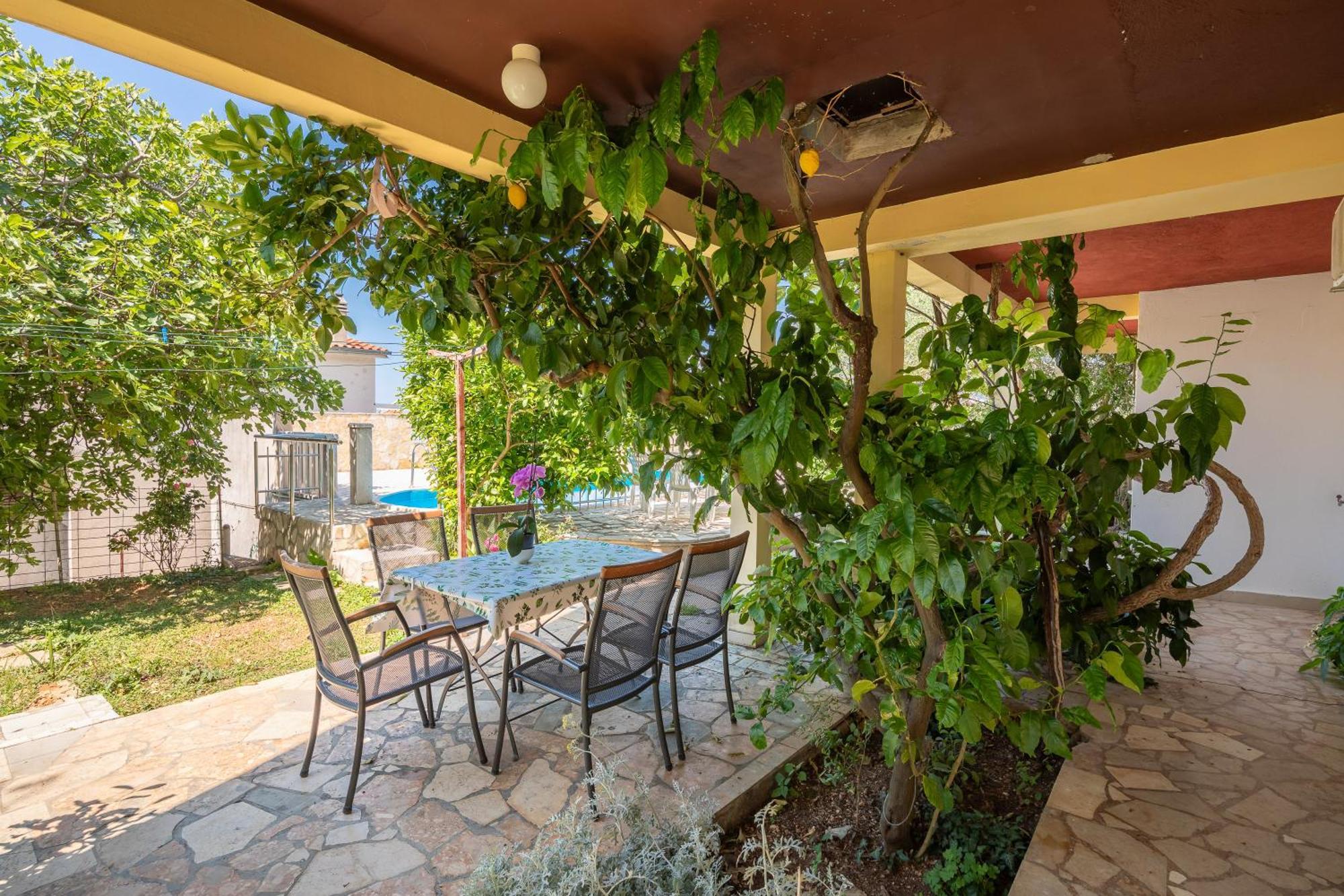 Apartments Roza Omiš Dış mekan fotoğraf